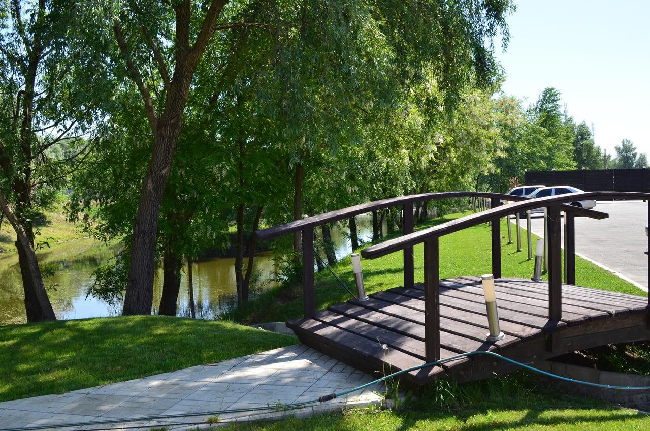 Sunlake Hotel Osokorki Gnedin Extérieur photo